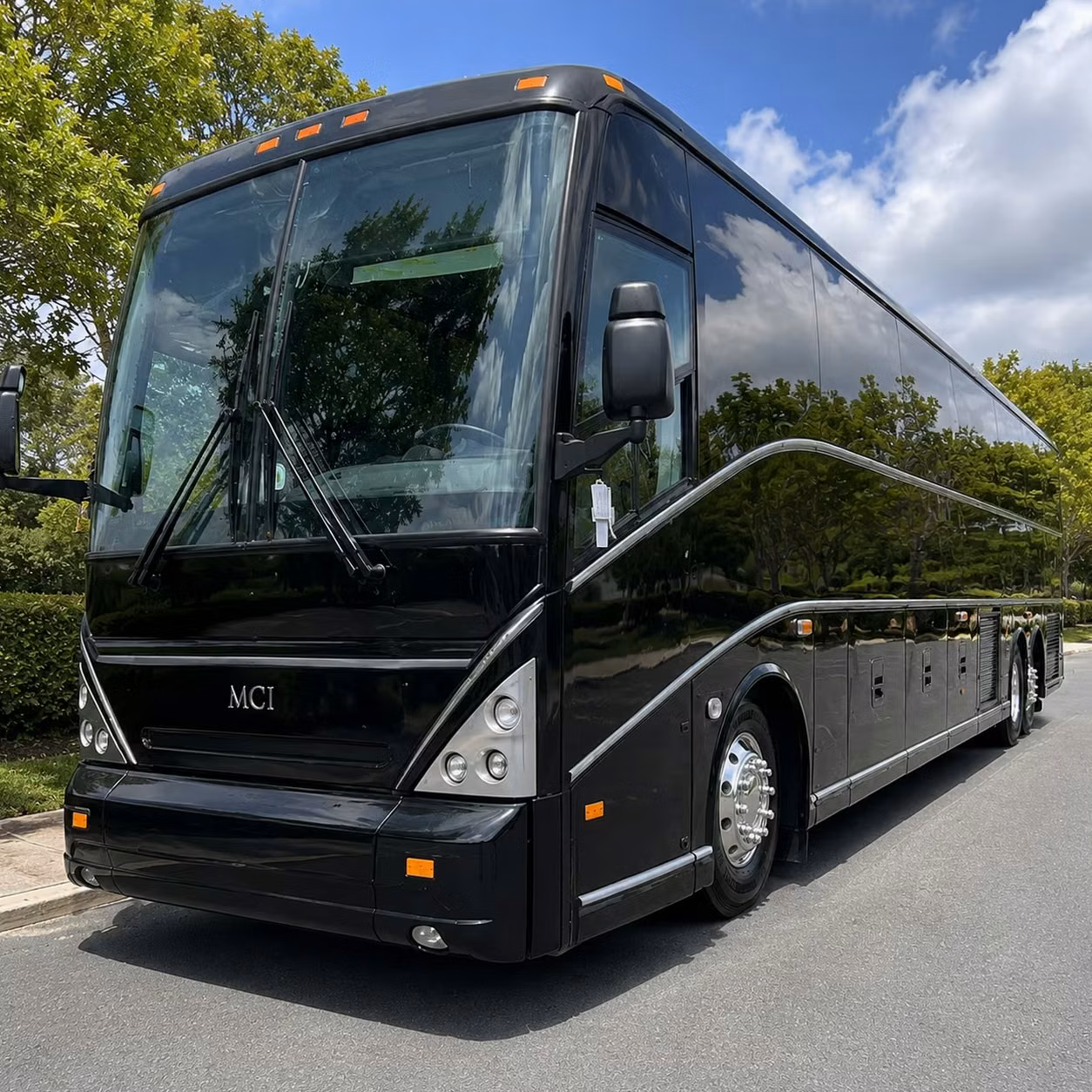 booking a concert bus for germania insurance amphitheater shows is easy
